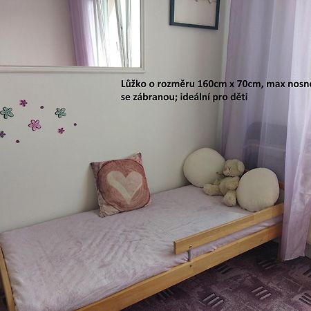 Apartman V Podhuri Krusnych Hor Соколов Экстерьер фото